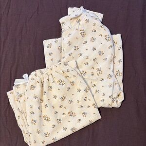 Floral Women's Pajama Set in Cream